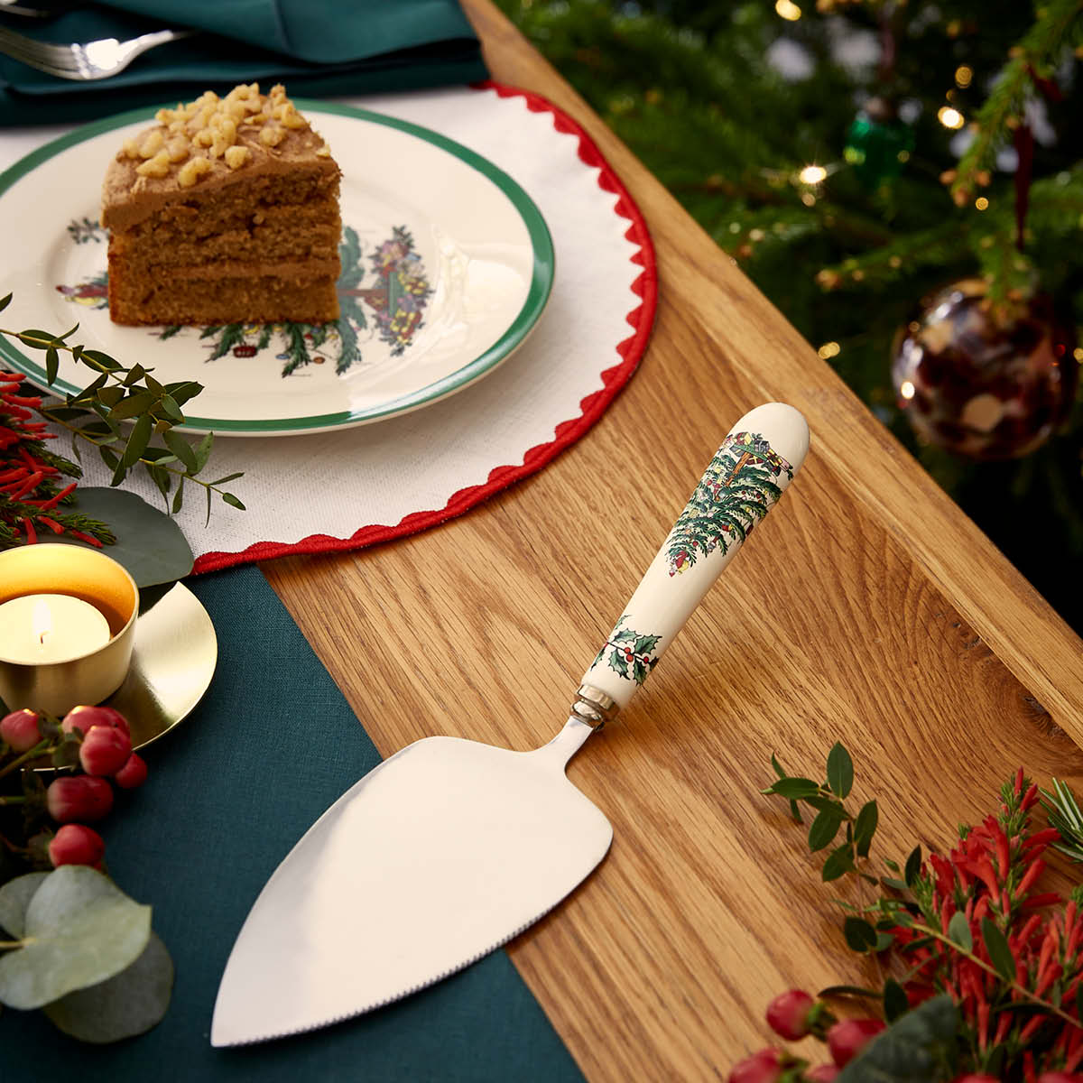 Christmas Tree Cake Slice image number null